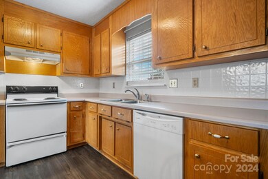 2972 Country Crossing Dr, Lincolnton, NC 28092 - photo 7