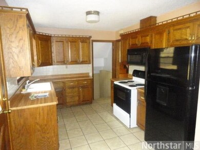 9037 Emerson Ave S, Bloomington, MN 55420 - photo 3