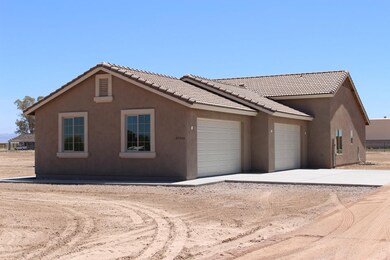 4 CAR SIDE FACING GARAGE