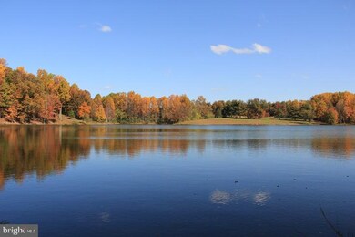 14705 Seneca Castle Ct, Gaithersburg, MD 20878 - photo 5