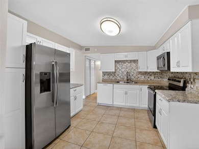 728 Westbrook Ave, Brandon, FL 33511 - photo 5