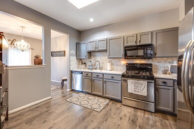 526 King Ave unit 235, East Dundee, IL 60118 - photo 7