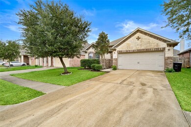962 Jennifer St, Alvin, TX 77511 - photo 3