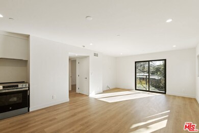 2845 Marsh St unit 1/2, Los Angeles, CA 90039 - photo 3