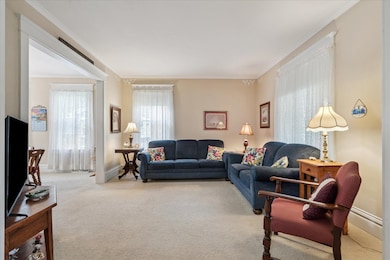 1760 Plymouth Ct, Dubuque, IA 52003 - photo 7