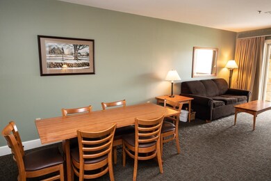 242/244 Qtr I Jackson Gore Inn, Ludlow, VT 05149 - photo 5