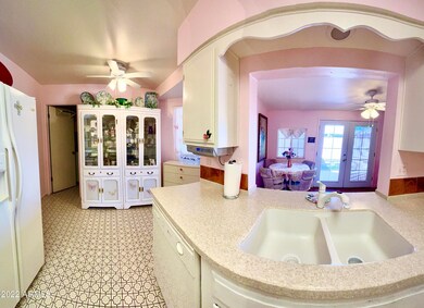 13673 N 111th Ave unit 15B, Sun City, AZ 85351 - photo 5