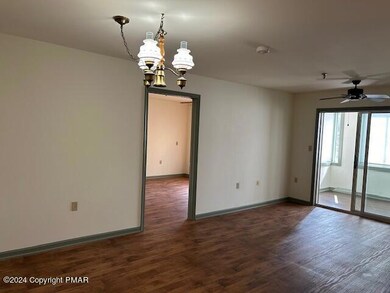3 Village Cir unit 107, Stroudsburg, PA 18360 - photo 3