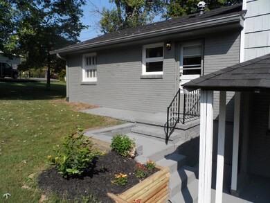 501 Johnson St, Manchester, TN 37355 - photo 4