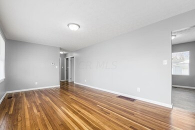 1993 Fenton St, Columbus, OH 43224 - photo 3