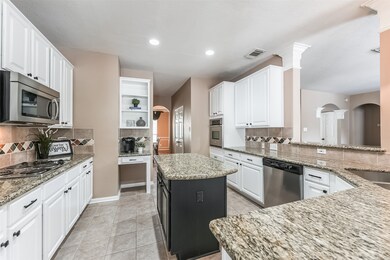 1611 Orlando St, Friendswood, TX 77546 - photo 5