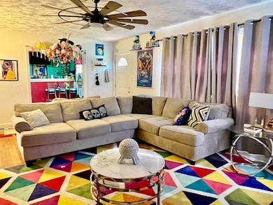 7 N Humphrey St, Inman, SC 29349 - photo 4