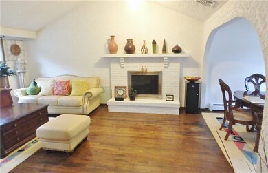 4 Linden Ln, Coventry, RI 02816 - photo 4