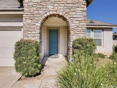 Front Entry Way