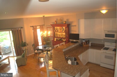 2580 Running Wolf Trail, Odenton, MD 21113 - photo 6