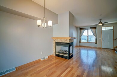 78 S Gardens Way unit 409, Fitchburg, WI 53711 - photo 7