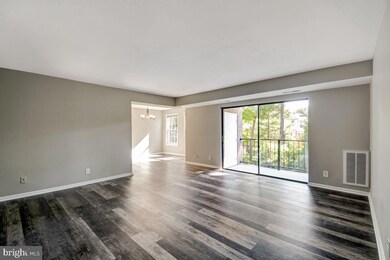 860 Quince Orchard Blvd unit 860-10, Gaithersburg, MD 20878 - photo 2