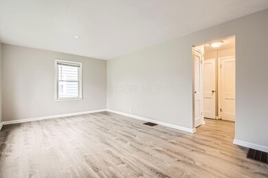 1149 Loretta Ave - Web Quality - 004 - 0