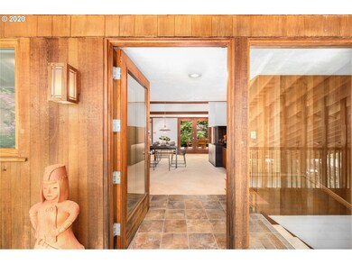 Entrance/Foyer