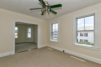 296 University Ave unit 2, Lowell, MA 01854 - photo 4
