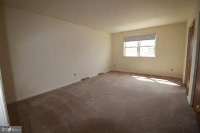 377 E Jackson St, New Holland, PA 17557 - photo 7