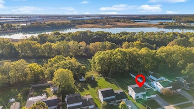 8-web-or-mls-5340 Edgeview Rd-107