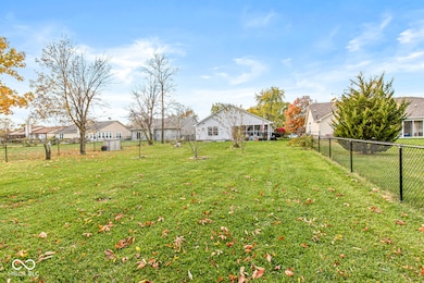 1555 Warren Lake Ct, Indianapolis, IN 46229 - photo 5