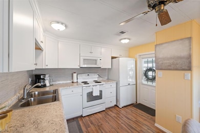 2039 Kona Dr, Holiday, FL 34691 - photo 5