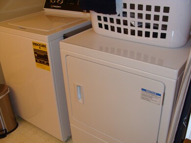 4 Myopia Ln unit U32, Nashua, NH 03063 - photo 7