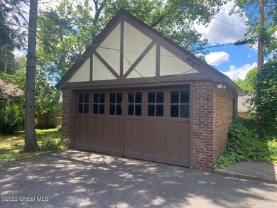 16 Croswell St, Albany, NY 12206 - photo 4