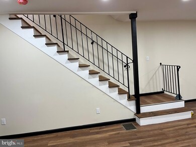 550 Walnut St, Camden, NJ 08103 - photo 4