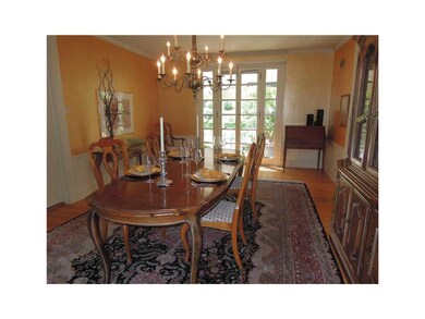 Dining Area. Glowing with Venetian plaster walls a