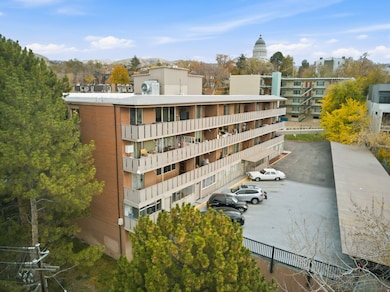 87 W 300 N unit 302, Salt Lake City, UT 84103 - photo 2