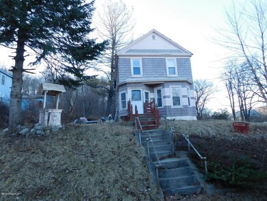 47 Whitman St, North Adams, MA 01247 - photo 2