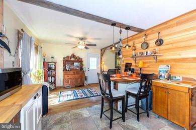 7221 Hillview Dr, Sharpsburg, MD 21782 - photo 4