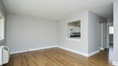 1744 E Oakton St unit 202-P6, Des Plaines, IL 60018 - photo 2