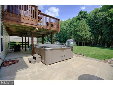 9 Brentwood Dr, Burlington, NJ 08016 - photo 2