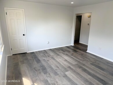 55 Chapin Ave unit 2nd Floor, Red Bank, NJ 07701 - photo 4