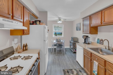 26 Exeter Ct unit 22160, Bordentown, NJ 08505 - photo 6