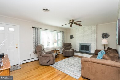 616 Fern Way, Sykesville, MD 21784 - photo 2