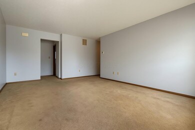 4027 Plateau St, Columbus, OH 43207 - photo 7