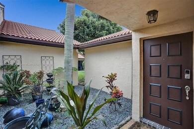 7243 Solandra Ln, Tamarac, FL 33321 - photo 4