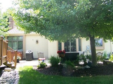 13040 Waverly Ct, Saint John, IN 46373 - photo 5