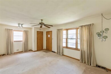 3929 55th St, Des Moines, IA 50310 - photo 7