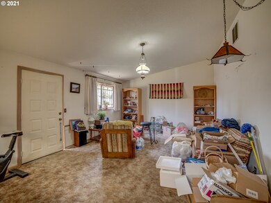 2881 Norkenzie Rd, Eugene, OR 97408 - photo 6