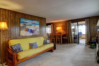 202 Forest Knoll Dr, Atlantic Beach, NC 28512 - photo 4