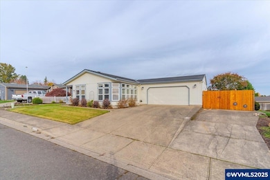 3392 Lake Vanessa Cir NW, Salem, OR 97304 - photo 4