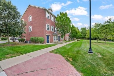 22730 Goddard Rd unit 37, Taylor, MI 48180 - photo 3