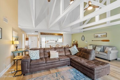 45 Queens Folly Road #514-17