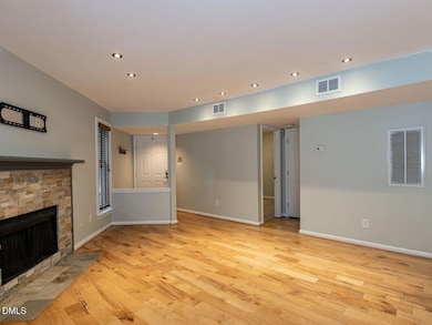 911 Washington St unit 104, Raleigh, NC 27605 - photo 6